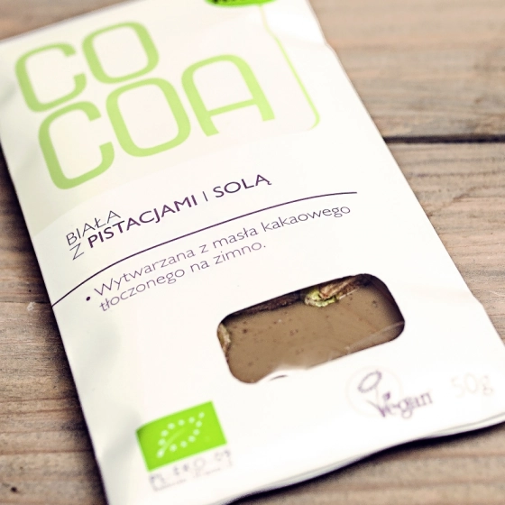 COCOA Biała czekolada z pistacjami i solą BIO 50g