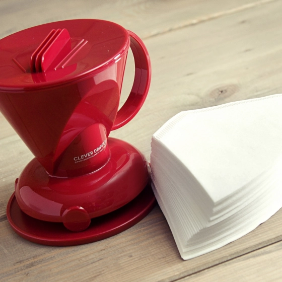 Clever Coffee Dripper New Style Czerwony kolor L: 1-4 filiżanki