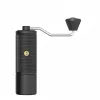 Wariant: 5,3 cm
                                                                                                640 g
                                                                                                czarny 
                                                                                                stal nierdzewna, aluminium — konstrukcja całometalowa 
                                                                                                25 g 
                                                                                                17,2 cm
                                                                                                espresso, kawiarka, przelew, aeropress 
                                                                                                stożkowe S2C-042-III, stalowe 
                                                                                                42 mm
                                                                                                aluminium, frezowany z jednego bloku 
                                                                                                2 × łożysko kulkowe 
                                                                                                aluminium 
                                                                                                skokowa, z numerowaną skalą na osi 
                                                                                                0,015 mm (15 µm) 
                                                                                                50 
                                                                                                3 obroty pokrętła