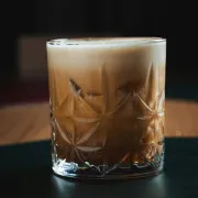 Dirty Coffee: Nowy Trend w Świecie Kawy, Który Musisz Poznać
