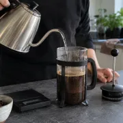 Jak uzyskać czysty napar z French pressu bez osadu?