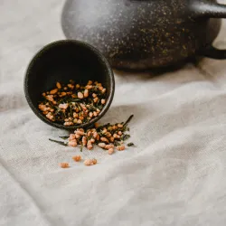Genmaicha - herbata z prażonym ryżem. Napar biedaków, który pokochali wszyscy