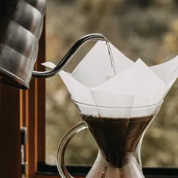 Jaka woda najlepiej sprawdzi się do parzenia kawy?