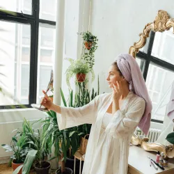 Maseczka z matchy - przepis na szybkie domowe SPA ze sproszkowanej zielonej herbaty