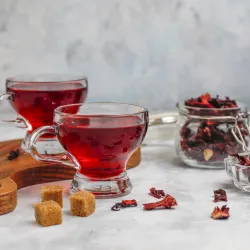 KRÓTKA HISTORIA HERBATY