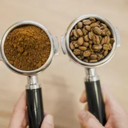 Kawa mielona czy ziarna? Dlaczego warto zainwestować w własny młynek do kawy Timemore