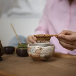 Na czym polega i jak wygląda japońska ceremonia picia herbaty?