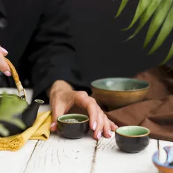 Chińska kultura herbaty: Historia, ceremonia i sztuka parzenia