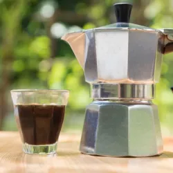 Rodzaje kawiarek. Kawiarki elektryczne, stalowe, aluminiowe...