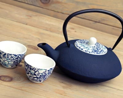 Zestaw Bredemeijer Yantai żeliwny zaparzacz do herbaty i czarki pojemność 1,2 l