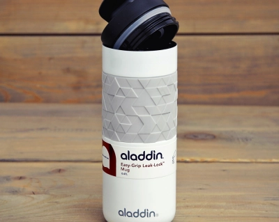 Aladdin kubek termiczny z silikonową osłonką pojemność 470 ml kolor biały