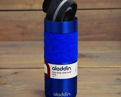 Aladdin kubek termiczny z silikonową osłonką pojemność 470 ml kolor niebieski