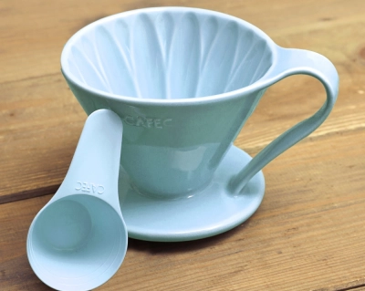 CAFEC Dripper ceramiczny Arita Flower pojemność 4 filiżanki kolor niebieski materiał ceramika