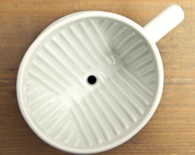 CAFEC Dripper ceramiczny trapezowy Arita 101 pojemność 1-2 filiżanki kolor biały materiał ceramika