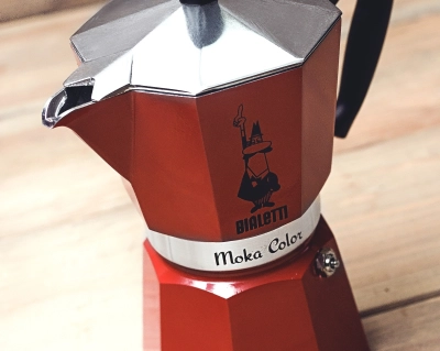 Bialetti Moka Express Color czerwony pojemność 6 espresso