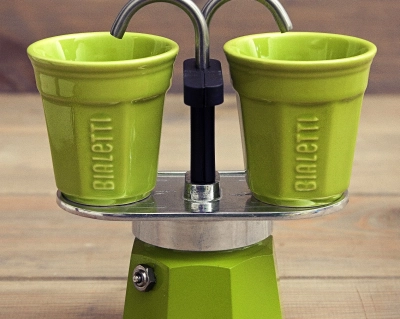 Zestaw Bialetti Mini Express Color + filiżanki Bicchierini kolor zielony