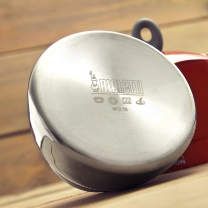Bialetti New Moka Induction Red pojemność 2 espresso - zdjęcie 4