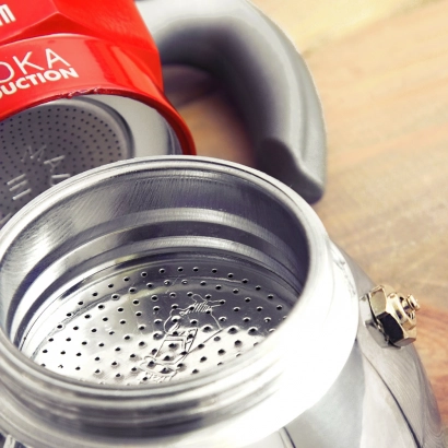 Bialetti New Moka Induction Red pojemność 2 espresso - zdjęcie 3