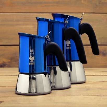 Bialetti New Venus kawiarka stalowa na indukcję pojemność 4 tz / 170 ml kolor niebieska - zdjęcie 4