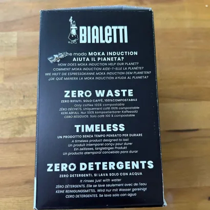 OUTLET Bialetti New Moka Induction kawiarka stalowa na indukcję pojemność 4 tz / 150 ml kolor czarna - zdjęcie 2