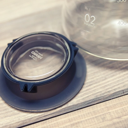 Hario V60 Range Server dzbanek szklany pojemność 360ml - zdjęcie 3