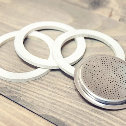 Uszczelki i sitko do kawiarek aluminiowych Bialetti Moka Express rozmiar 9 tz - miniatura 2