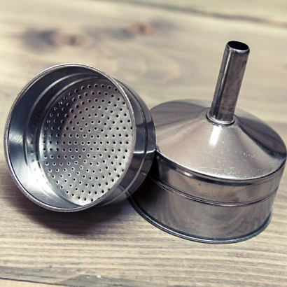 Lejek do kawiarek stalowych Bialetti pojemność 4 espresso - zdjęcie 2