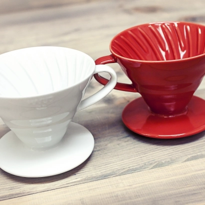 Hario dripper V60 ceramiczny biały rozmiar V02 - zdjęcie 4