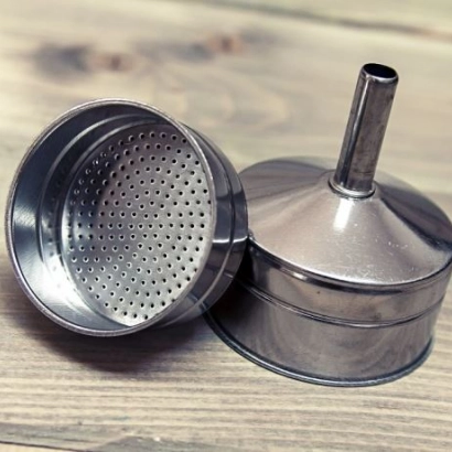 Lejek do kawiarek stalowych Bialetti pojemność 2 espresso - zdjęcie 1