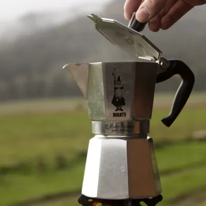 Bialetti Moka Express kawiarka aluminiowa na gaz 1 tz / 60 ml srebrny - zdjęcie 3