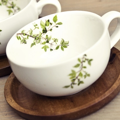 Natura zestaw 2 filiżanek 100ml z drewnianymi spodkami - zdjęcie 2