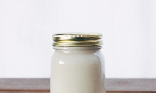 Jogurt naturalny - skład, właściwości. Przepis - jak zrobić domowy jogurt?