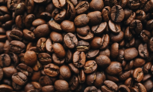 Na czym polega cupping? Czyli profesjonalna degustacja kawy i jej cele