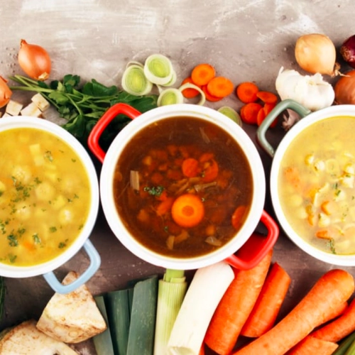 Jak zrobić kostki rosołowe? Domowe kostki bulionowe mrożone i do słoika, wege i mięsne. Przepisy