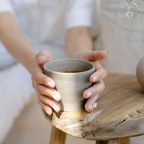 Senes - herbatka na odchudzanie i zaparcia. Jakie właściwości ma senes? Czy jest bezpieczny w ciąży?