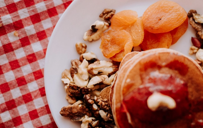 Bakalie - czym są? Skąd pochodzą? Czy bakalie są zdrowe i ile mają kalorii?