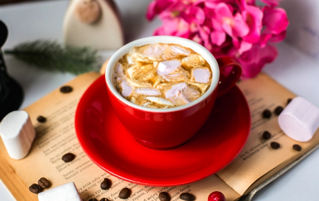 Kawy aromatyzowane a tradycyjny smak espresso - konfrontacja smaków