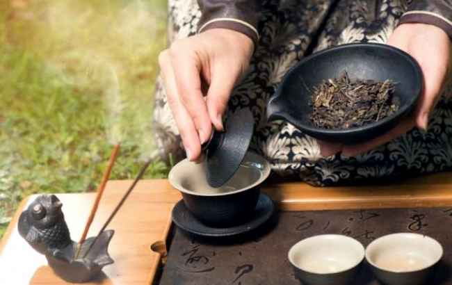 Sposoby parzenia herbaty - po japońsku, po chińsku, po indyjsku
