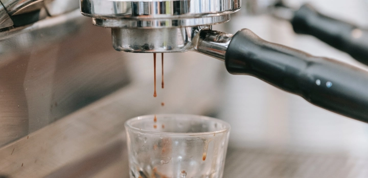 Orange freshpresso, czyli kawa z sokiem pomarańczowym. Jak ją zrobić?