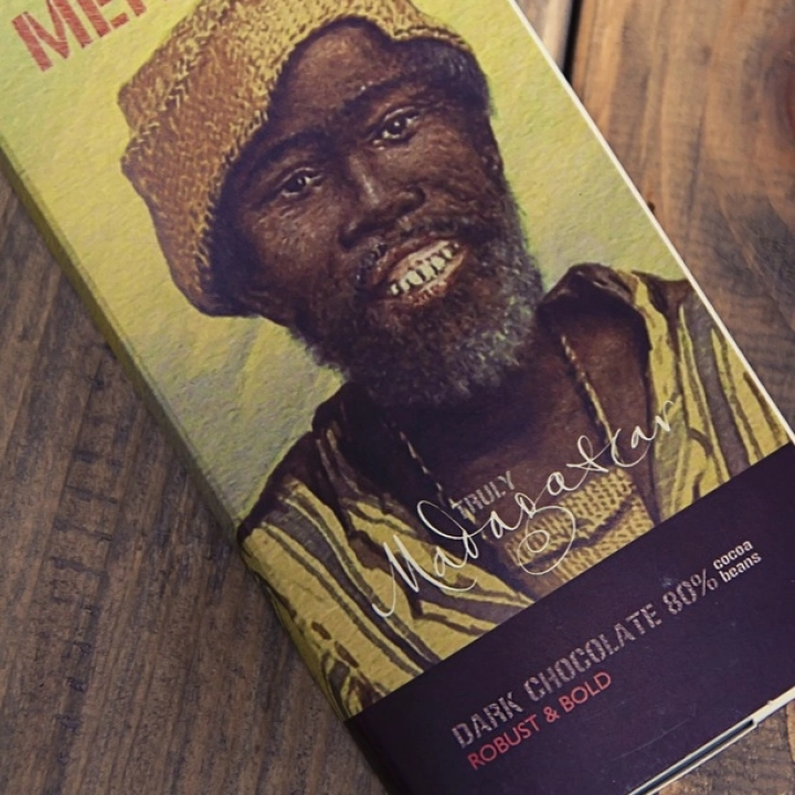 Menakao czekolada deserowa 80% kakao z Madagaskaru