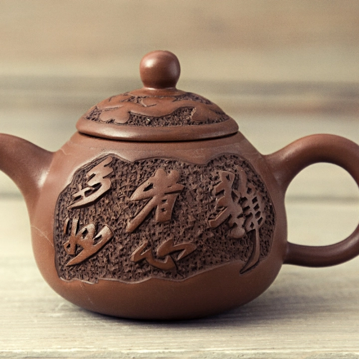 Tea Pot Yixing Letters dzbanek z kamionki pojemność 150 ml